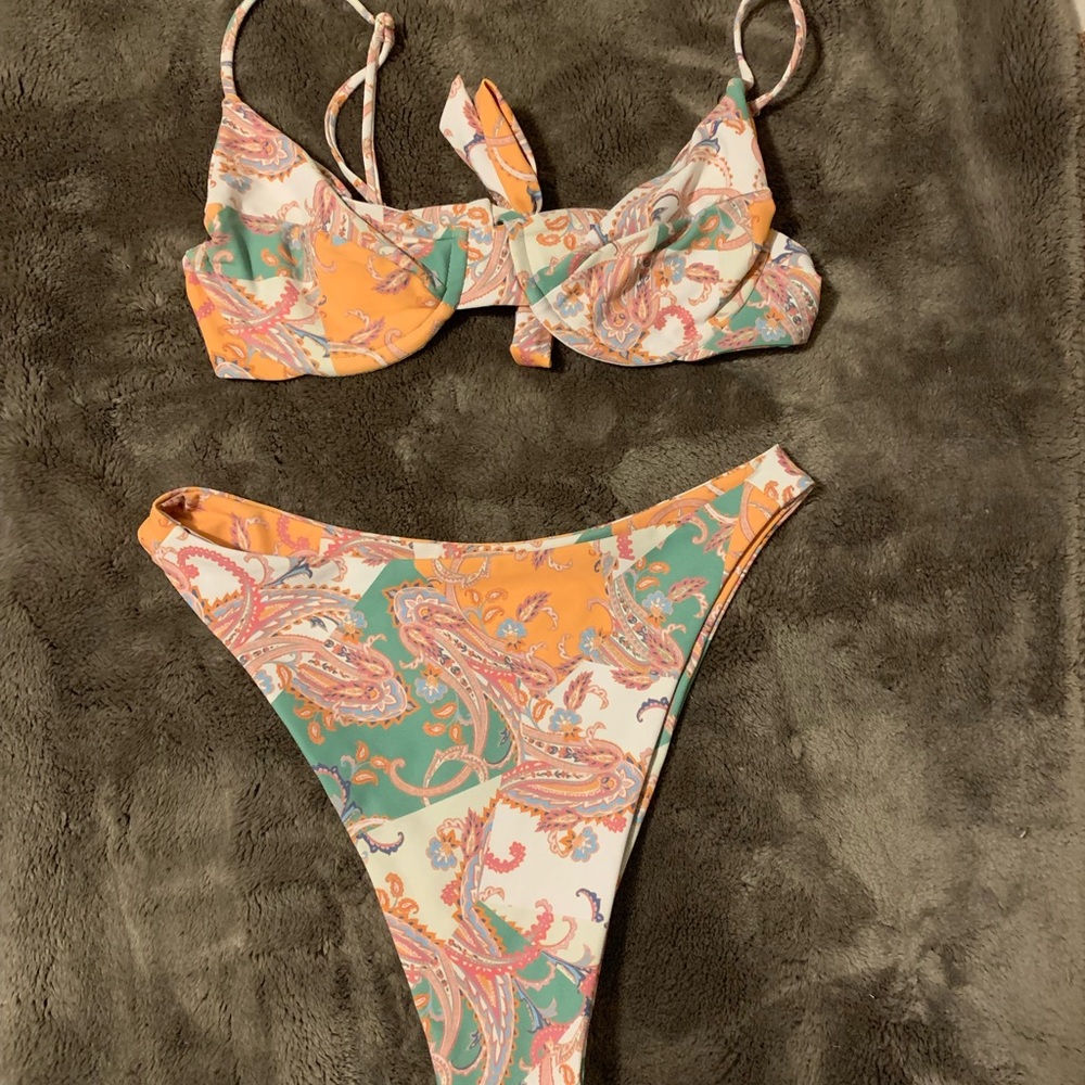 Skatie bathing suit